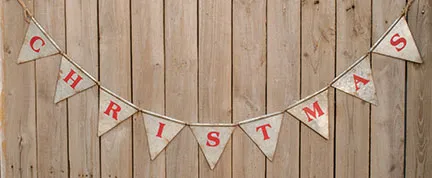 ' Tin Pennant Christmas Sign