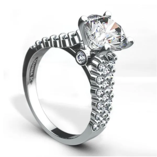 18K White Gold Diamond Engagement Ring