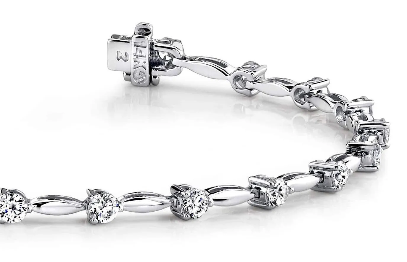 Alternating Diamond Drop Diamond Bracelet with 4.05 ct.(finished) 4.1mm