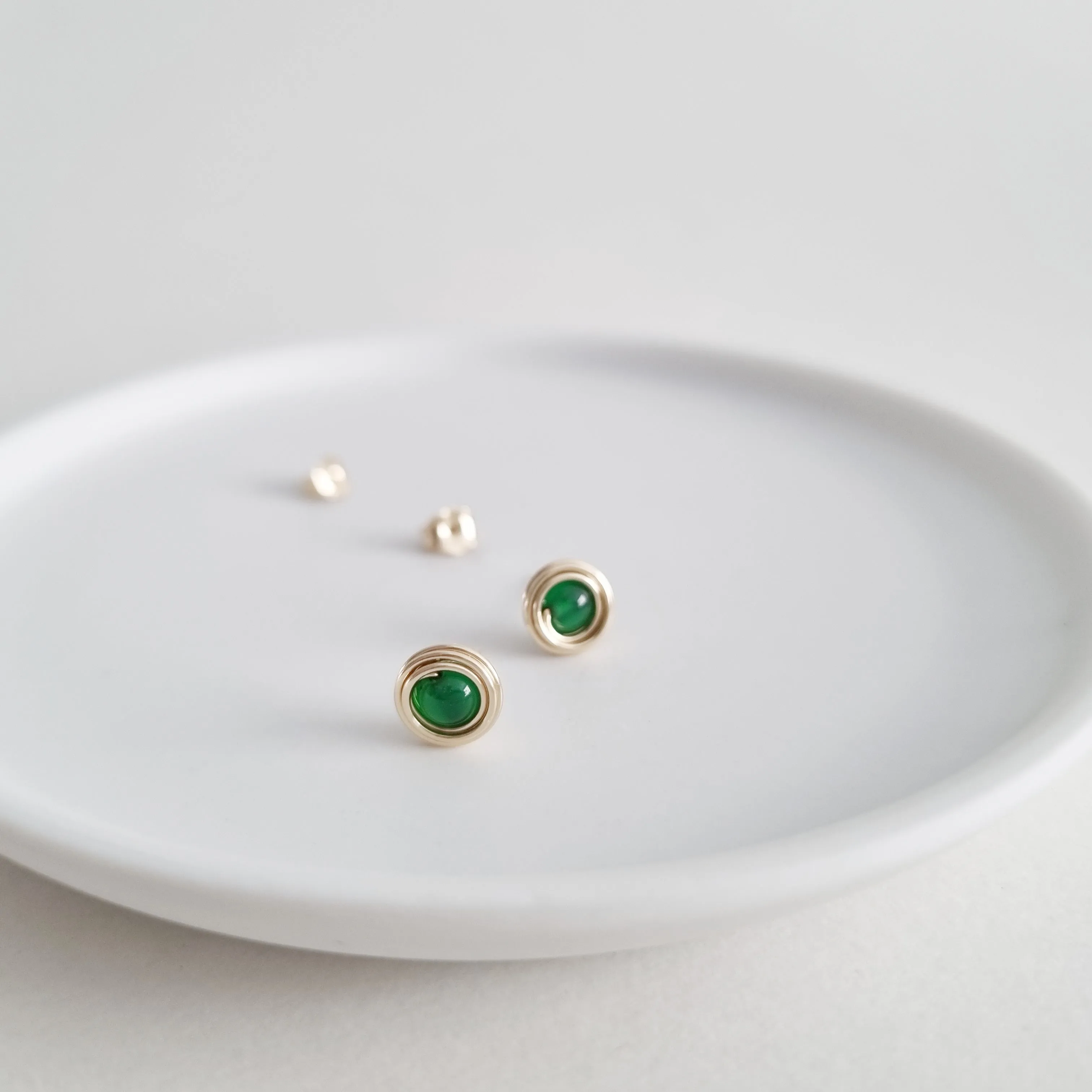 Branka Earstuds / Green Agate