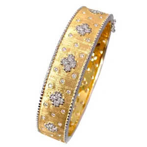 Medium CZ Clover Pattern Oval Shape Bangle