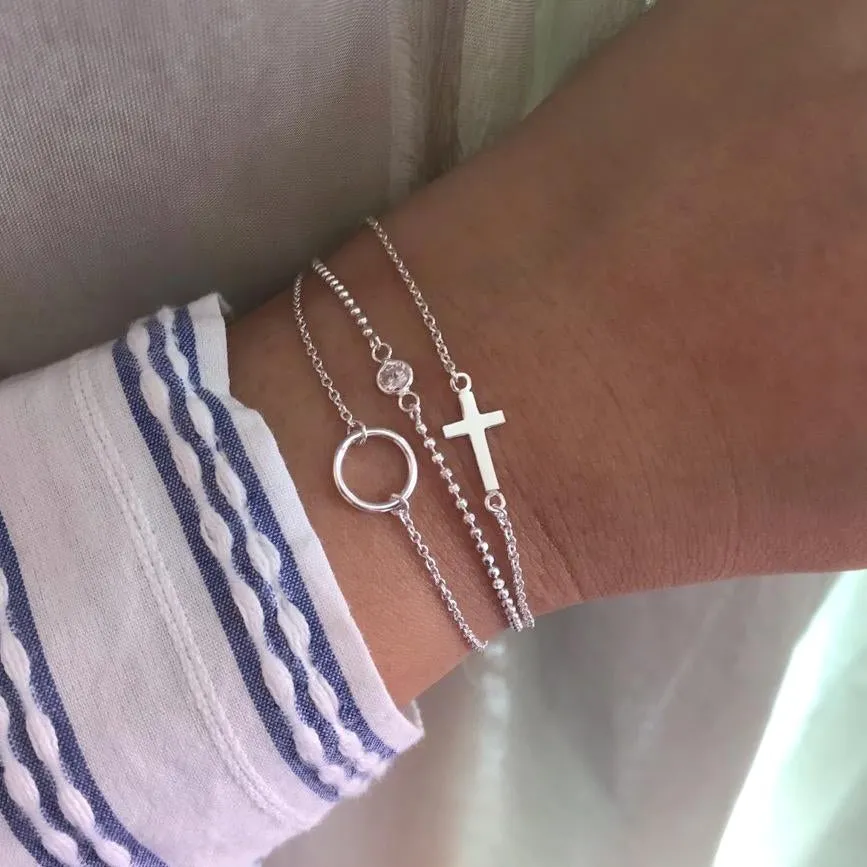 Minimal Circle Bracelet