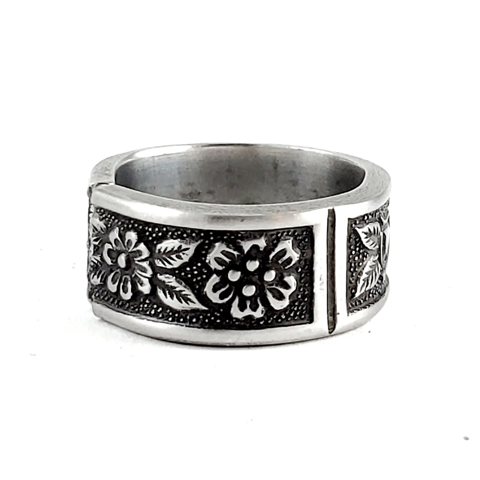 Northland Spring Fever Stainless Steel Spoon Ring