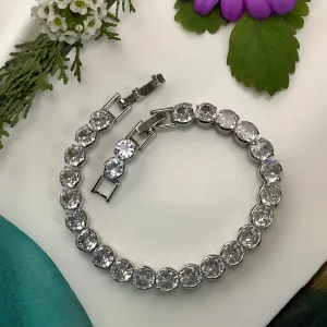 Salvanity K-POP Fashion Jewellery Silver Solitaires Bracelet